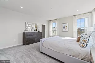 1113B Dabney Dr, Manassas Park, VA 20111 - Photo 20