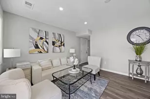 186 Lambert Dr, Manassas Park, VA 20111 - Photo 6