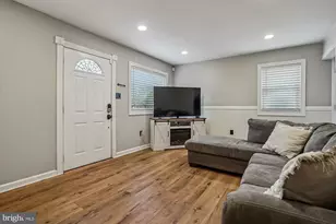 117 Manassas Dr, Manassas Park, VA 20111 - Photo 10