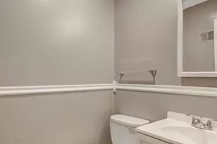 8667 Madera Ct, Manassas Park, VA 20111 - Photo 12