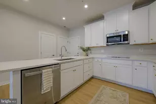 203 Park Central Ter, Manassas Park, VA 20111 - Photo 12