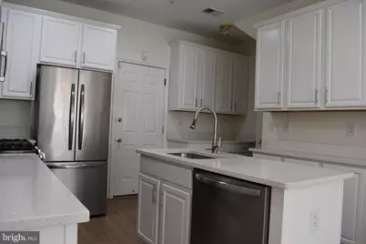 9508 Walker Way, Manassas Park, VA 20111 - Photo 2