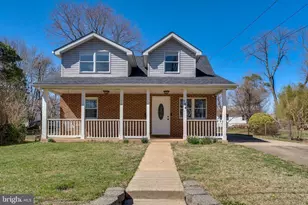 104 Morton Ct, Manassas Park, VA 20111 - Photo 4