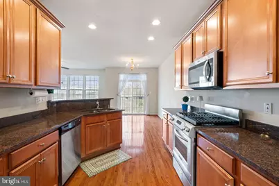 9766 Corbett Circle, Manassas Park, VA 20111 - Photo 10