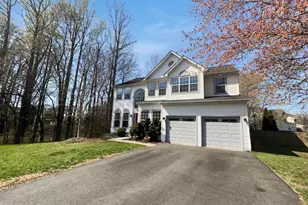 9300 Bradley Ct, Manassas Park, VA 20111 - Photo 8