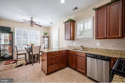 9713 Handerson Place #UNIT 104, Manassas Park, VA 20111 - Photo 12