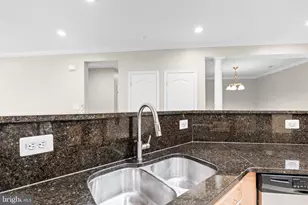 9724 Holmes Pl, Manassas Park, VA 20111 - Photo 4