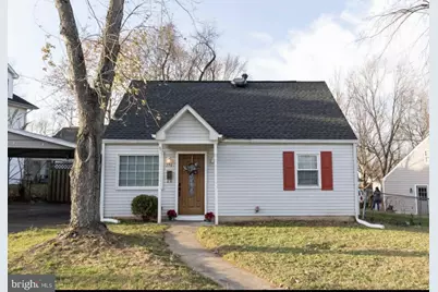 296 Manassas Drive, Manassas Park, VA 20111 - Photo 1