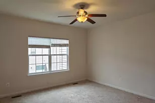 9097 Belo Gate Dr, Manassas Park, VA 20111 - Photo 12