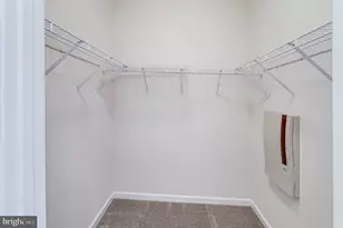 9722 Holmes Pl, Manassas Park, VA 20111 - Photo 20