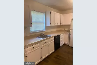 8637 Cartwright Court, Manassas Park, VA 20111 - Photo 10