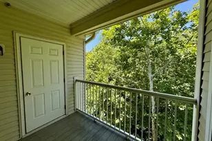9720 Holmes Pl, Manassas Park, VA 20111 - Photo 8