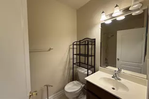 9720 Holmes Pl, Manassas Park, VA 20111 - Photo 16