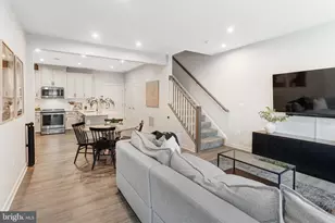 212 Park Central Ter, Manassas Park, VA 20111 - Photo 4