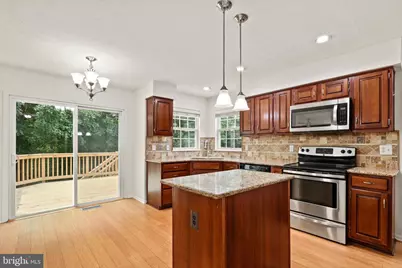 9242 Matthew Drive, Manassas Park, VA 20111 - Photo 12