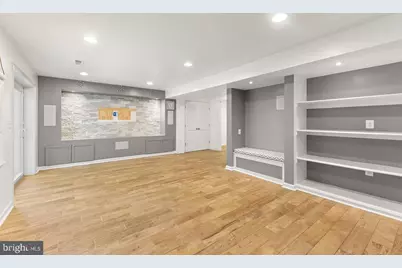 9201 Golf Court, Manassas Park, VA 20111 - Photo 32