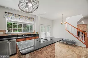 9224 Cynthia St, Manassas Park, VA 20111 - Photo 6