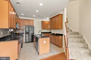 9612 Wigfall Way, Manassas Park, VA 20111 - Photo 12