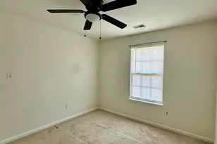 9242 Jessica Dr, Manassas Park, VA 20111 - Photo 18