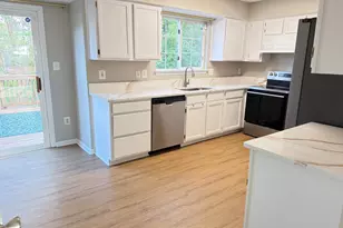 9253 Jessica Dr, Manassas Park, VA 20111 - Photo 6
