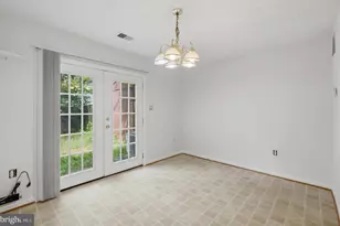 8635 Reinecke Ct, Manassas Park, VA 20111 - Photo 10