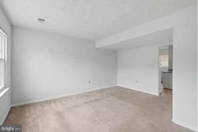 8635 Reinecke Court, Manassas Park, VA 20111 - Photo 4