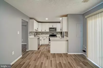 8603 Woodhue Court, Manassas Park, VA 20111 - Photo 6