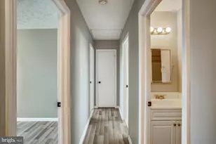 8603 Woodhue Ct, Manassas Park, VA 20111 - Photo 12