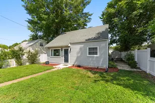 194 Holden Dr, Manassas Park, VA 20111 - Photo 1