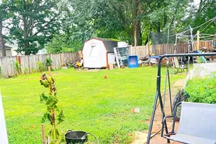 251 Kent Dr, Manassas Park, VA 20111 - Photo 2