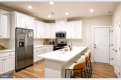 601 Percy Place, Manassas Park, VA 20111 - Photo 4