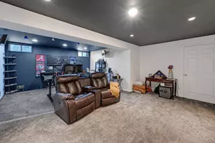 9303 Payne Ct, Manassas Park, VA 20111 - Photo 48