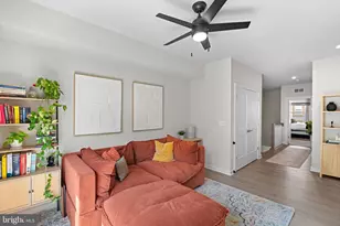 212 Park Central Ter, Manassas Park, VA 20111 - Photo 30