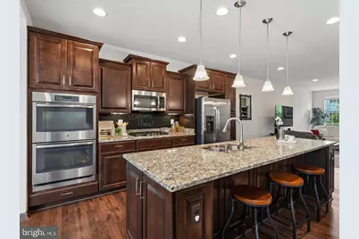 9022 Christina Place, Manassas Park, VA 20111 - Photo 18
