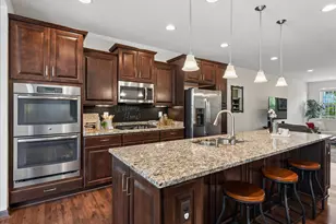 9022 Christina Pl, Manassas Park, VA 20111 - Photo 18