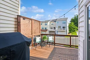 9022 Christina Pl, Manassas Park, VA 20111 - Photo 24