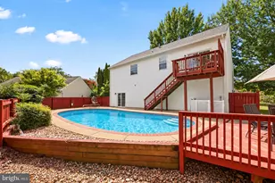 9402 Luke Dr, Manassas Park, VA 20111 - Photo 2