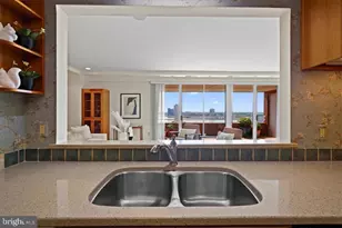 215 Brooke Ave, Norfolk, VA 23510 - Photo 8