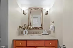 215 Brooke Ave, Norfolk, VA 23510 - Photo 18