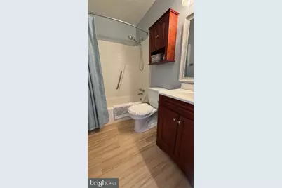 914 W Ocean View Avenue #202, Norfolk, VA 23503 - Photo 8
