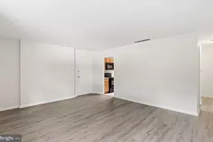 1024 Gates Ave, Norfolk, VA 23507 - Photo 12