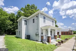 317 S West St, Petersburg, VA 23803 - Photo 2