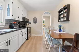 24 S Burch St, Petersburg, VA 23803 - Photo 18