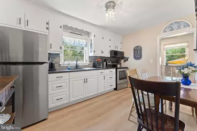 24 S Burch Street, Petersburg, VA 23803 - Photo 16