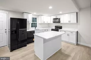 317 S West St, Petersburg, VA 23803 - Photo 10