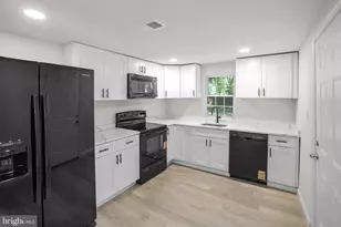 317 S West St, Petersburg, VA 23803 - Photo 22