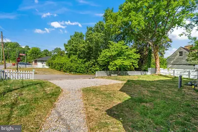 639 Plum Street, Petersburg, VA 23803 - Photo 6