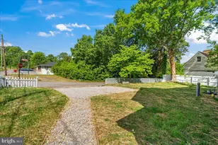 639 Plum St, Petersburg, VA 23803 - Photo 6