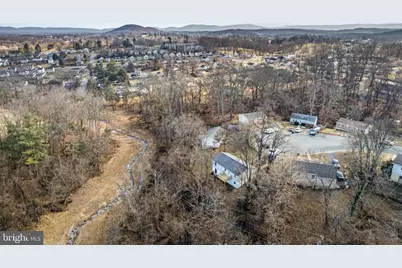 328 Monument Drive, Staunton, VA 24401 - Photo 10