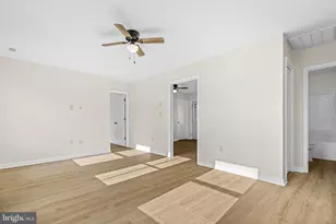 328 Monument Dr, Staunton, VA 24401 - Photo 12